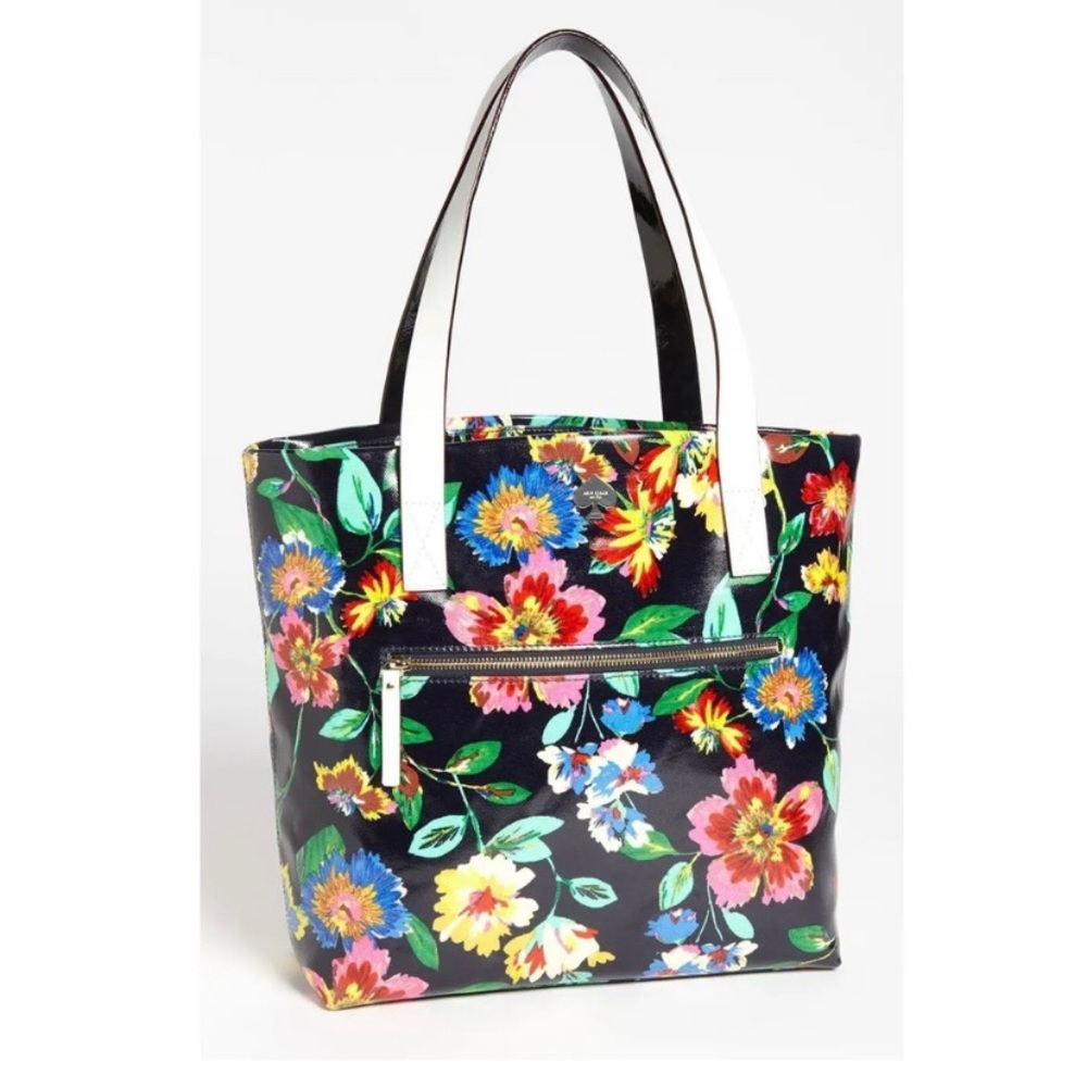 NWT Beautiful Vera Bradley Bag
